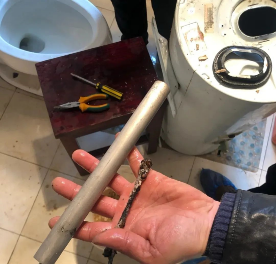 除空氣開關、隔熱墻,電熱水器的保養應注意4點